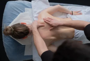 deep tissue massage vs therapeutic massage 2